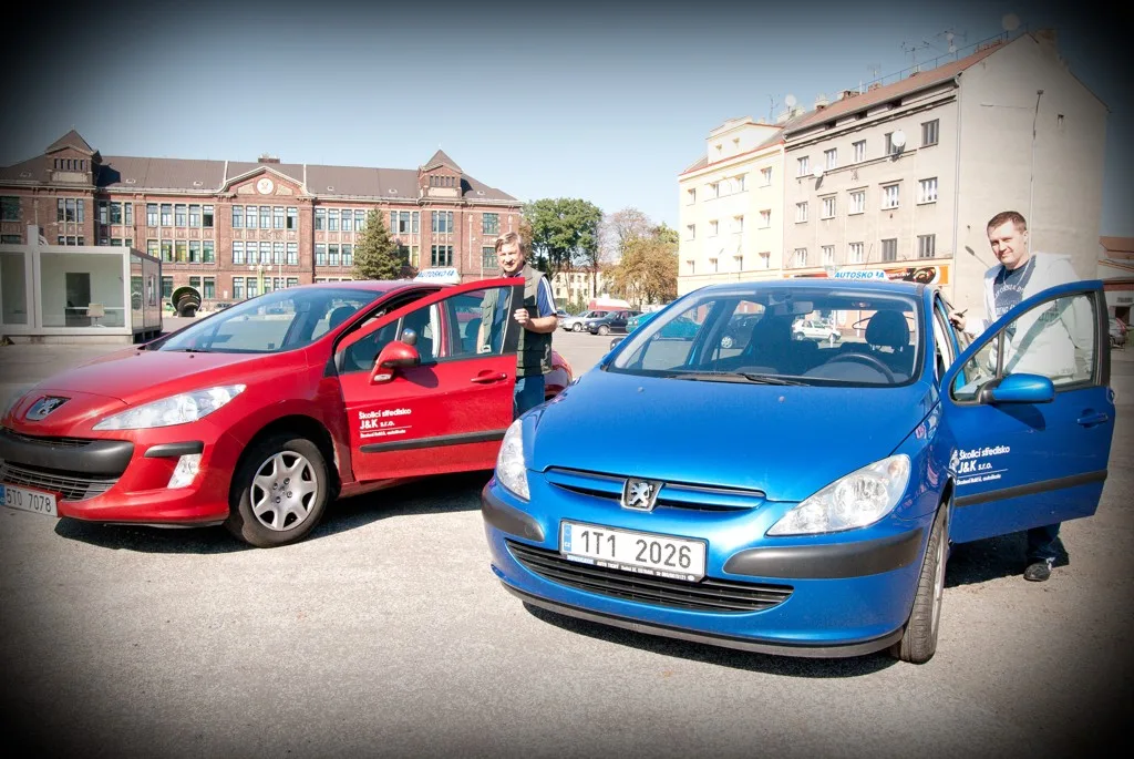Výcvikové vozy Peugeot 308 a 307